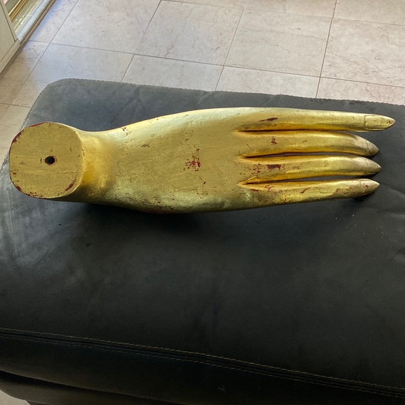 Unique prop golden wood hand. - Picture 4 of 11